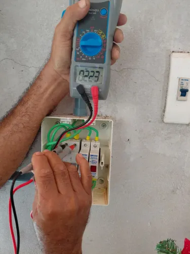 Eletricista - Manutenções 