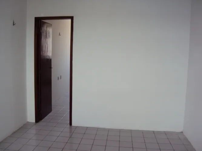 APARTAMENTO NA SAPIRANGA