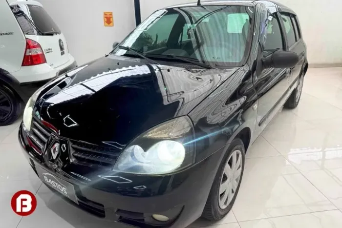 Renault Clio Hi-flex 1.0 16V 5P 2011