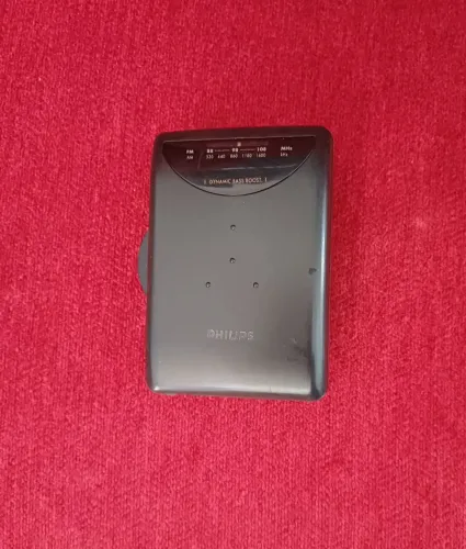 Walkman phillips rádio e toca fita funcionando normalmente 