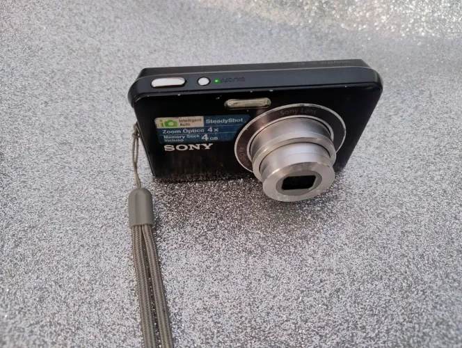Câmera sony w310