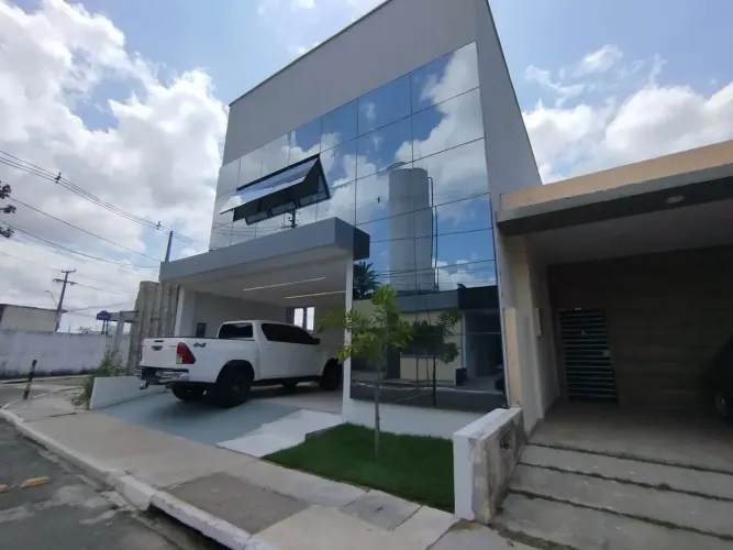 MT 9 1 - 9 8 3 8 4 3 5 2 6 / Linda casa com 3 suítes e piscina
