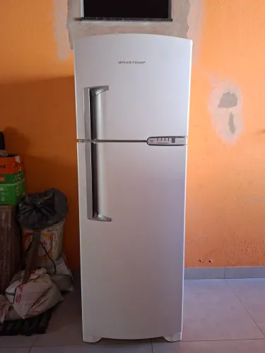 Vendo geladeira Brastemp
