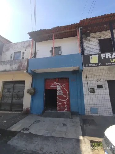 ALUGA-SE PONTO COMERCIAL PRÓXIMO AO MERCADO SÃO SEBASTIÃO
