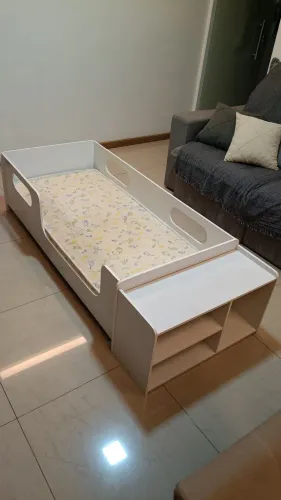 Cama infantil com colchão 