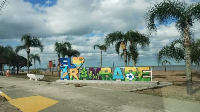Alugo casa em Arambaré - RS