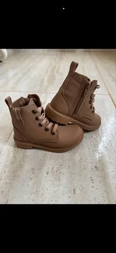 Bota infantil 