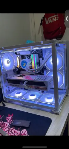 Rtx 4070 branca colorful igame