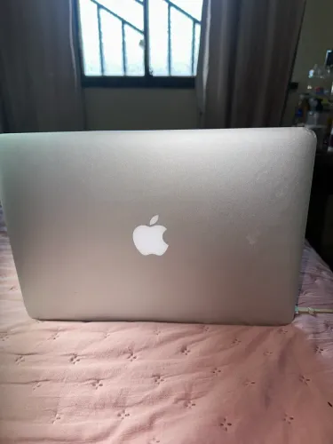 MacBook PRO 256g (bateria viciada)