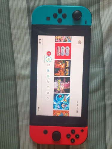 Nintendo Switch (semi novo)