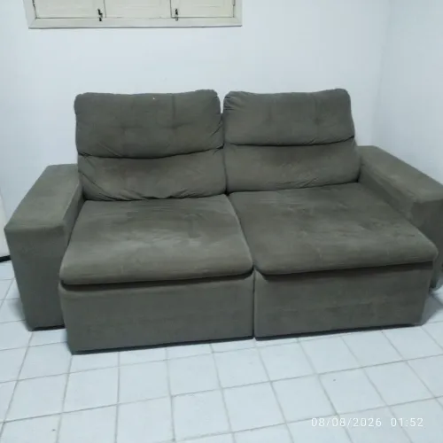 Sofá retrátil suedo