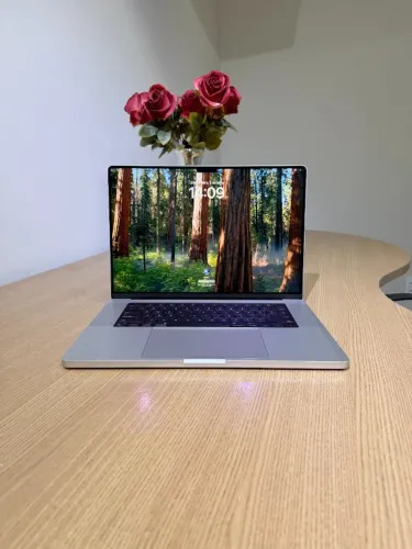 Notebook Apple MacBook Pro M1 Max 32Gb 512Gb SSD Liquid Retina 16" (Garantia)