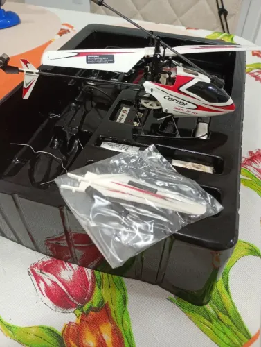 Peças de helicóptero a controle remoto