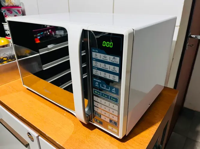 Microondas Midea 35 litros, entrega grátis