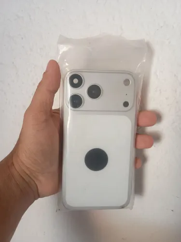 Carcaça transforme iPhone XR para iPhone 17 pro