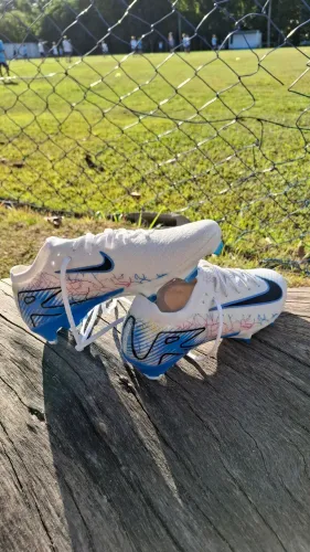 CHUTEIRA NIKE NOVA