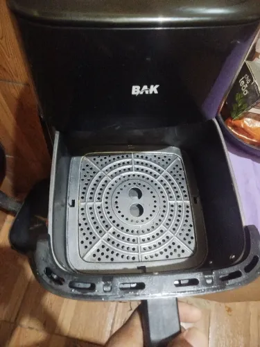 Vendo Air fry para hoje 3,7 de litros lâmpada interna UP.