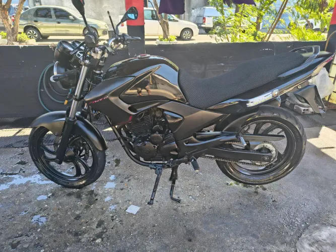 Yamaha ys fazer 250 LE