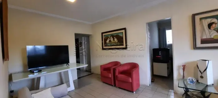 PV - Casa Térrea para venda tem 170m² - 3 quartos, sendo uma suite.
