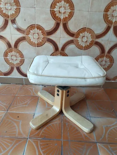 Banco para desço dos pés