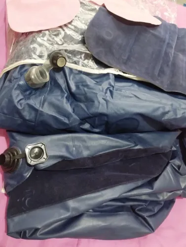 2 Colchões Infláveis de Solteiro+Travesseiro de Pescoço+Travesseiro de Cabeça+Bomba de Ar