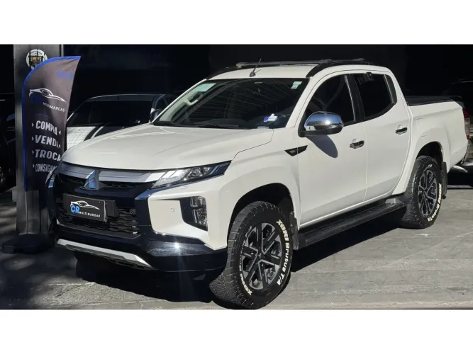 Mitsubishi TRITON HPE-S 2.4 CD 4X4 TB Diesel Aut. 2025