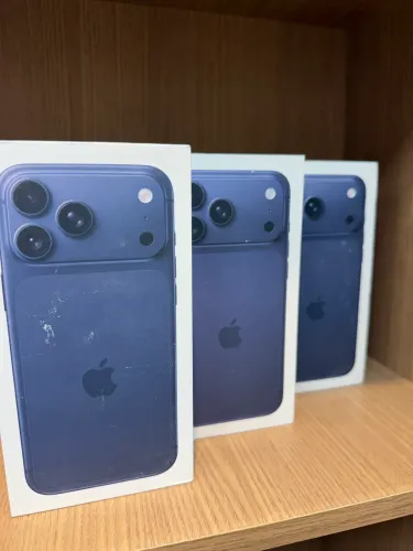 iPhone 17 pro Max lacrado 