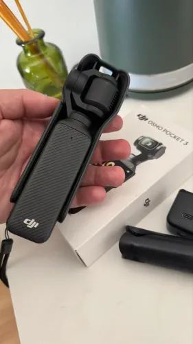 DJI OSMO POCKET 3 - Acompanha cartão 256GB, mini Tripé, Caixa Original