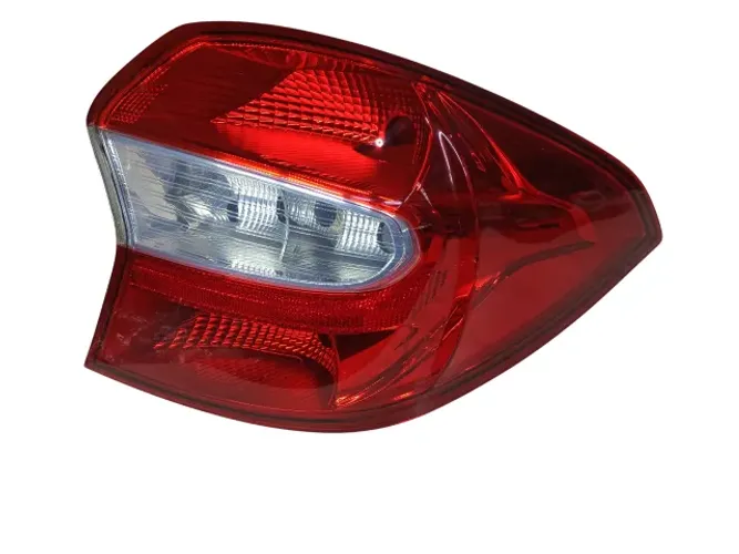 Lanterna Direita Ford Ka 2015 A 2018 Sedan Usada Restaurada