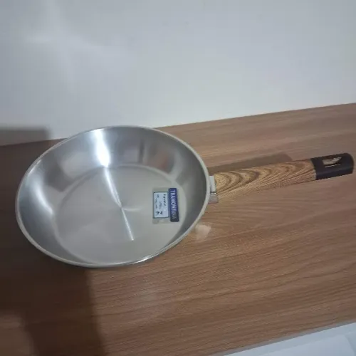 Tramontina Baquelite 24cm 2,1l Fundo Triplo indução Aço inox Frigideira