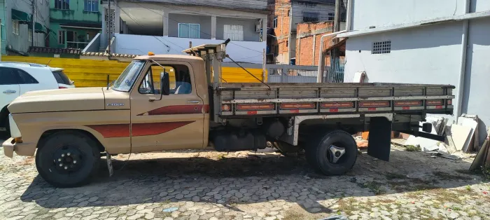 F4000