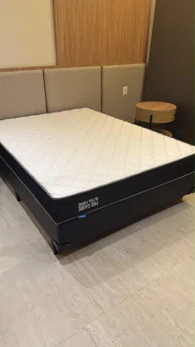 Vendo Cama Box Casal + Colchão Ortobom Pró-Saúde Ultra Firmeza