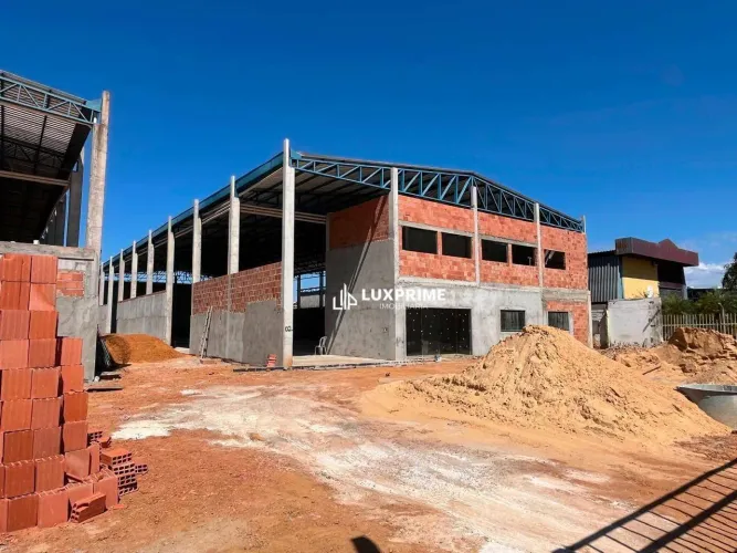 Galpão na 912 sul para locação com 1.100m2