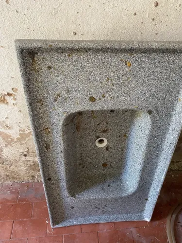 Vendo pia de mármore sintético