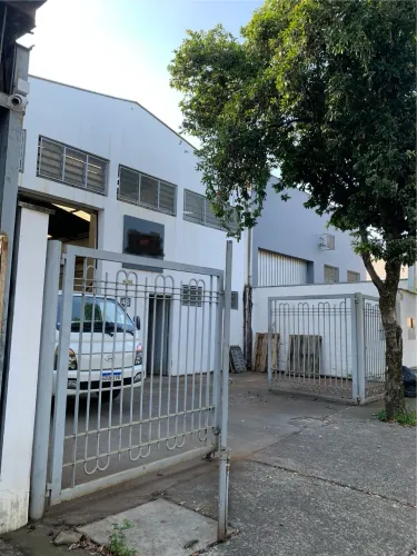 ? BARRACÃO COMERCIAL À VENDA - EXCELENTE OPÇÃO PARA INVESTIMENTO