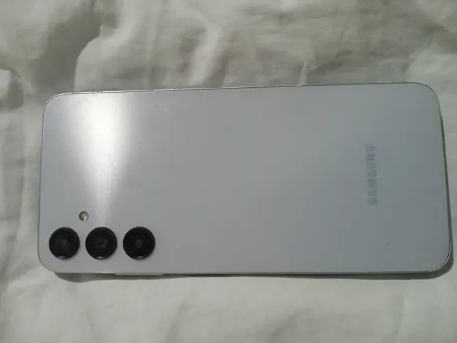Vendo A05s usado