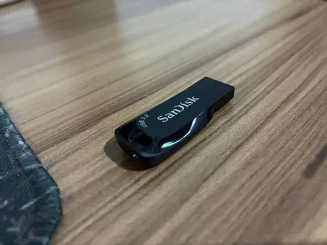 Pendrive SanDisk 128gb usb 3.2 ultra shift original estado de novo