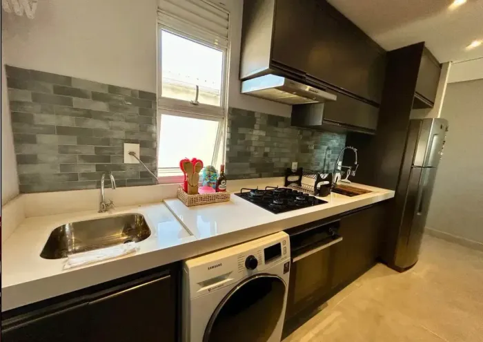 Imóvel para venda possui 49 metros quadrados com 2 quartos em Parque Euclides Miranda - Su
