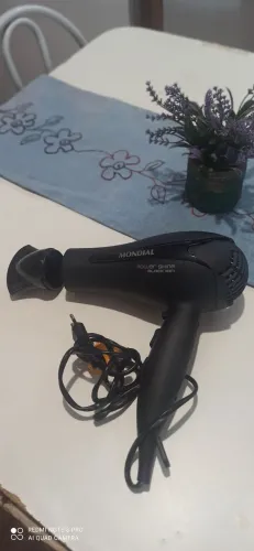 VENDE-SE SECADOR MONDIAL POWER SHINE BLACK ION PODEROSA!