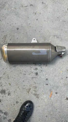 Ponteira original Suzuki Srad 2014