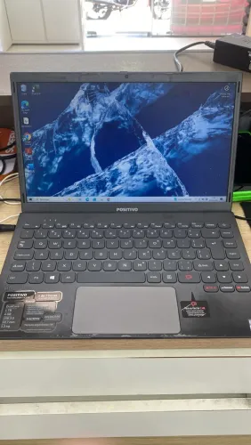 Notebook Positivo 4GB DDR4, SSD 120GB Impecável