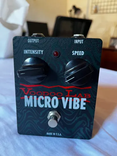 Pedal Uni Vibe Voodoo Lab Micro Vibe