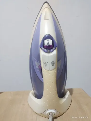 Ferro de passar a vapor