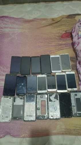 Celulares com defeitos 