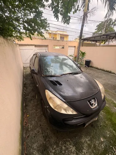 Peugeot 207 Sedan Passion XR 1.4 Flex 8V 4P 2012
