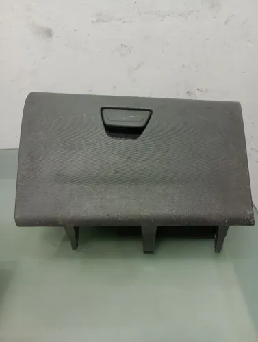 Porta luvas Ford Ka 2014/20 original usado com detalhes