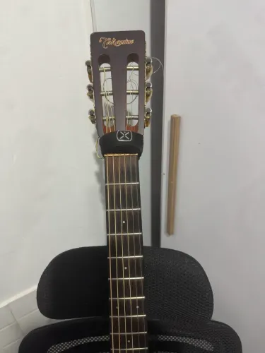 Violao Takamine