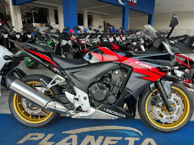 HONDA CBR 500R 2015 ! ESPORTIVA E IMPONENTE!