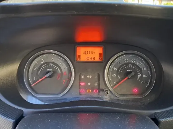 Renault Logan Expres./exp. UP Hi-flex 1.0 16V 4P 2013