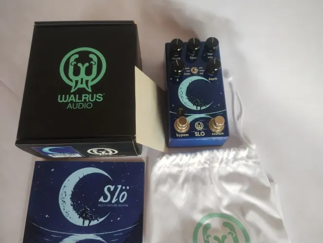 Pedal de Reverb SLO Walrus semi novo